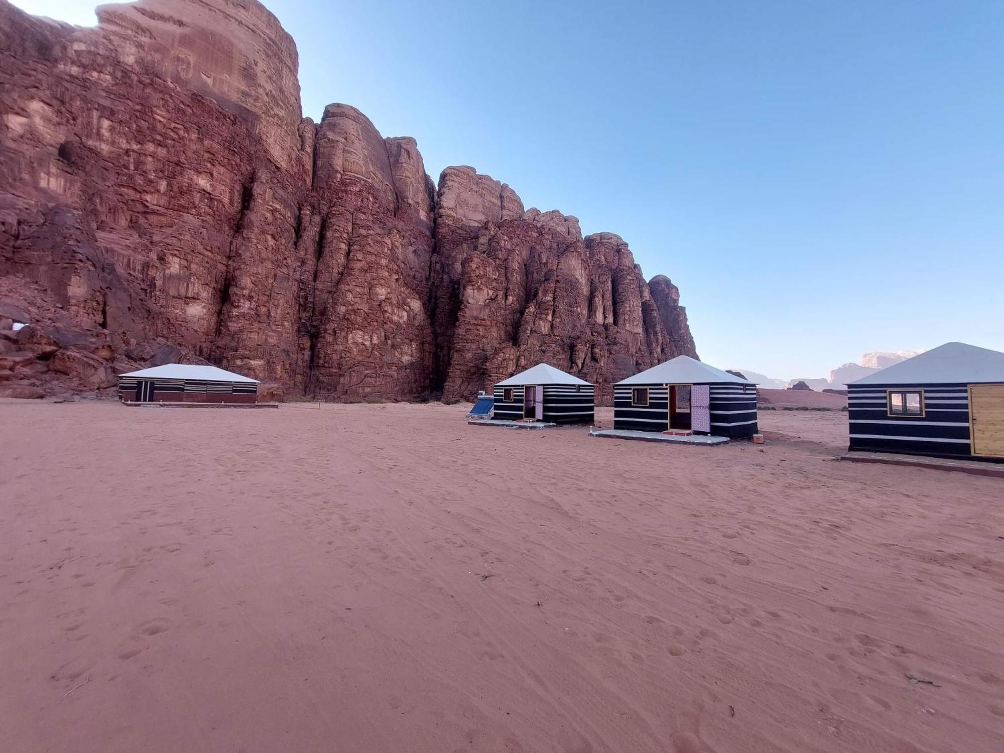 Authentic Bedouin Camp Wadi Rum Exterior foto